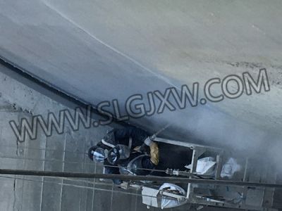  閘門(mén)噴砂除銹防腐工程